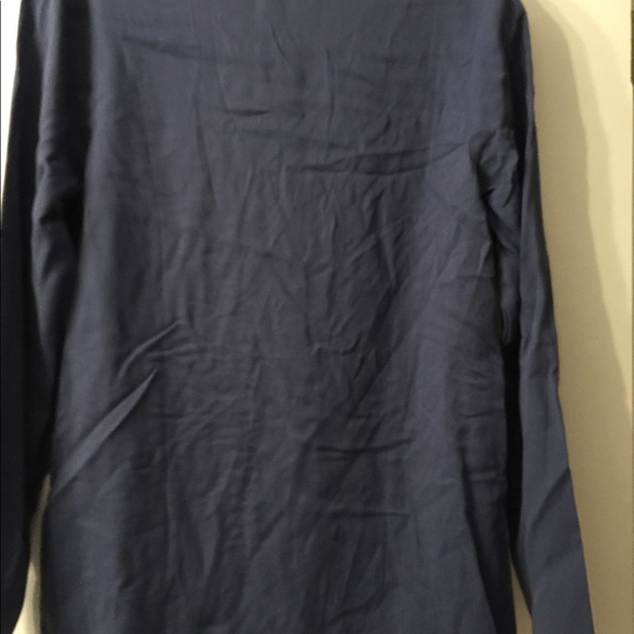 Cute shirt 💜 - Picture 3 of 3